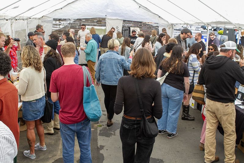 Crowd at the pouring tables